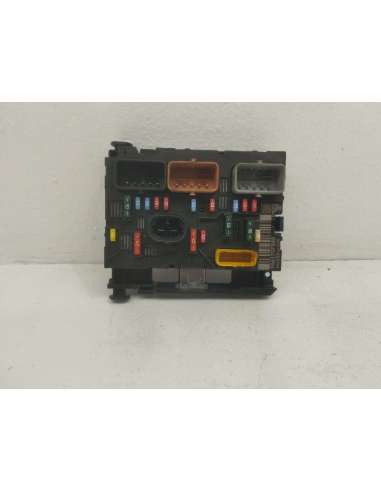 CAJA RELES / FUSIBLES - 825623 /...