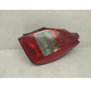 PILOTO TRASERO DERECHO -...