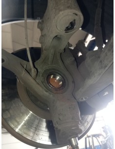 Recambio de mangueta delantera izquierda para peugeot 3008 referencia OEM IAM 364696   2