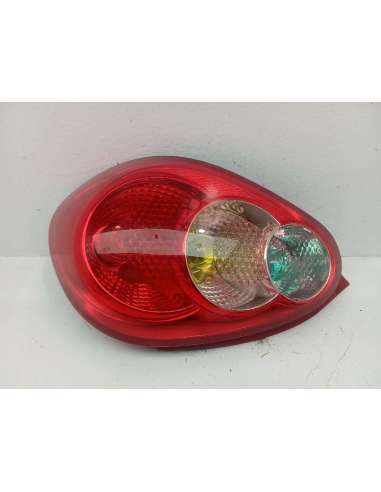 PILOTO TRASERO DERECHO - 825974 /...