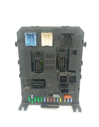 CAJA RELES / FUSIBLES - 825927 /...