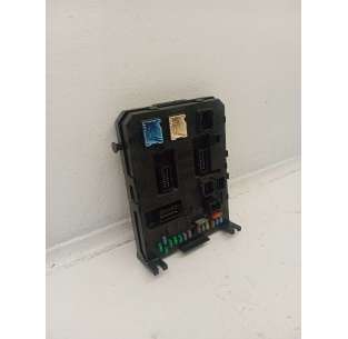 CAJA RELES / FUSIBLES... 2