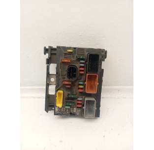 CAJA RELES / FUSIBLES...