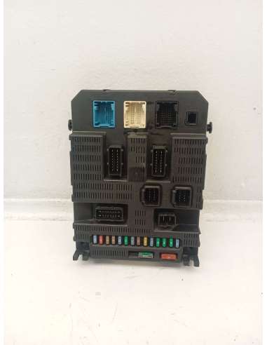 CAJA RELES / FUSIBLES PEUGEOT 207 XS...
