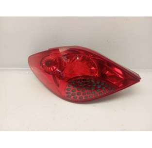 PILOTO TRASERO IZQUIERDO...