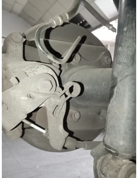 Recambio de mangueta trasera izquierda para peugeot 3008 referencia OEM IAM 517645  