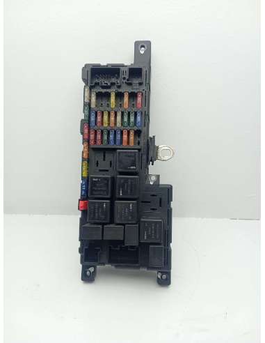 CAJA RELES / FUSIBLES VOLVO XC90 D5...