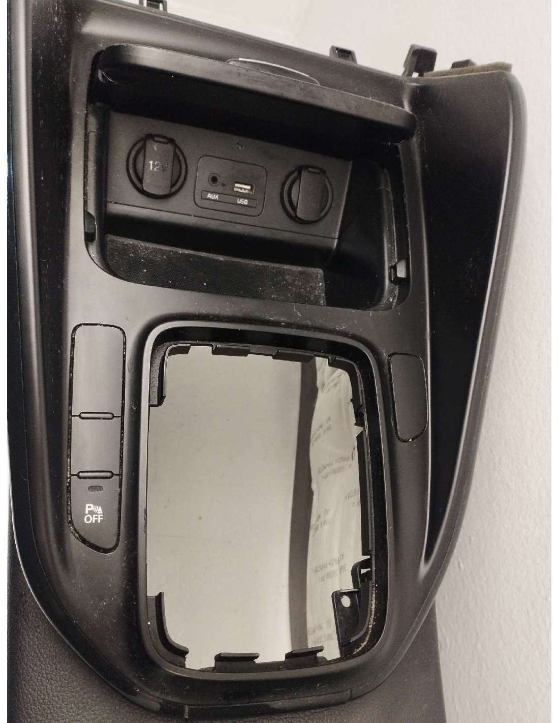 APOYABRAZOS CENTRAL KIA CARENS (RP)... APOYABRAZOS CENTRAL KIA CARENS (RP)...