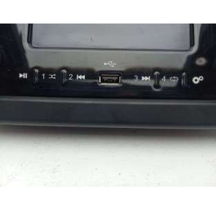 SISTEMA AUDIO / RADIO CD -... 2