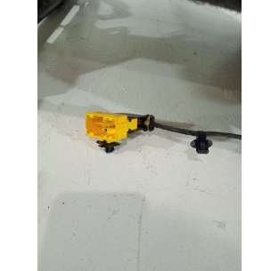 ASIENTO DELANTERO DERECHO... 2