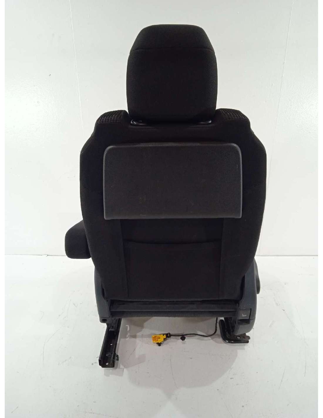 ASIENTO DELANTERO DERECHO PEUGEOT... ASIENTO DELANTERO DERECHO PEUGEOT...