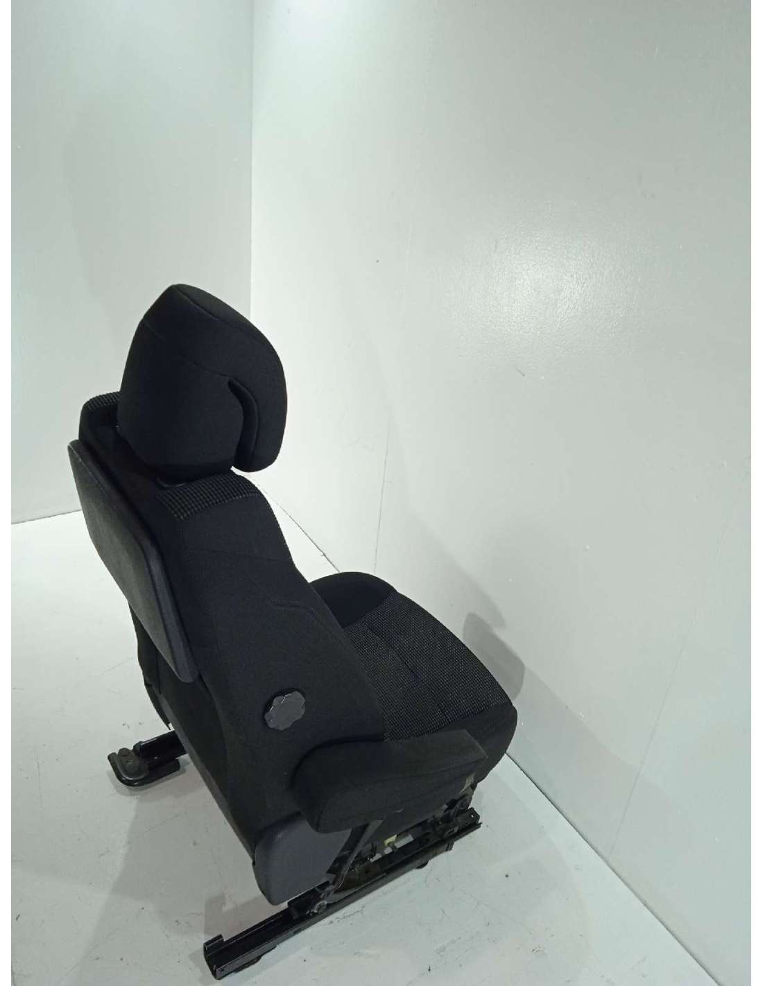 ASIENTO DELANTERO IZQUIERDO PEUGEOT... ASIENTO DELANTERO IZQUIERDO PEUGEOT...