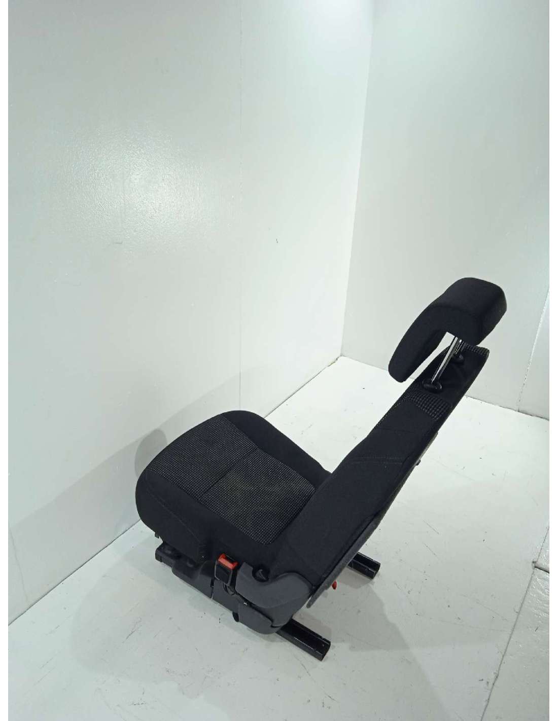 ASIENTOS TRASERO IZQUIERDO PEUGEOT... ASIENTOS TRASERO IZQUIERDO PEUGEOT...