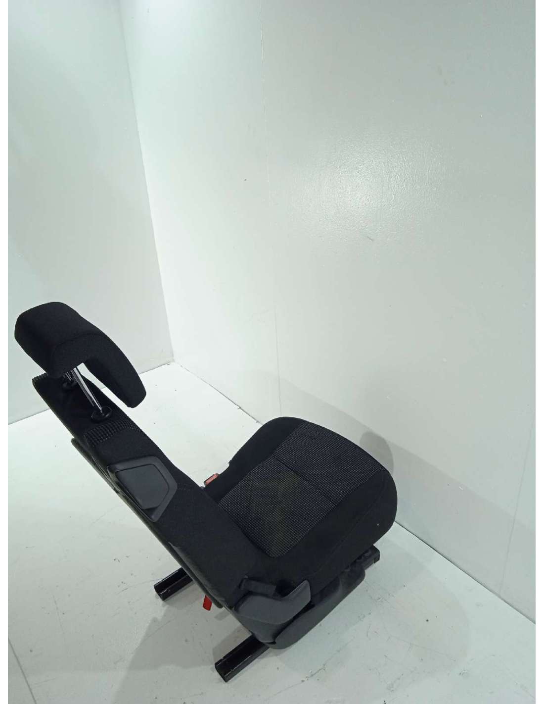 ASIENTOS TRASERO IZQUIERDO PEUGEOT... ASIENTOS TRASERO IZQUIERDO PEUGEOT...