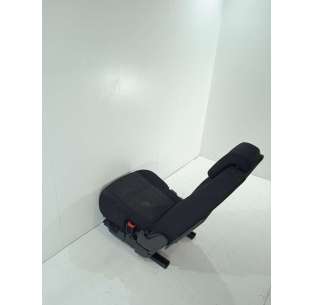 ASIENTO TRASERO MEDIO... 2