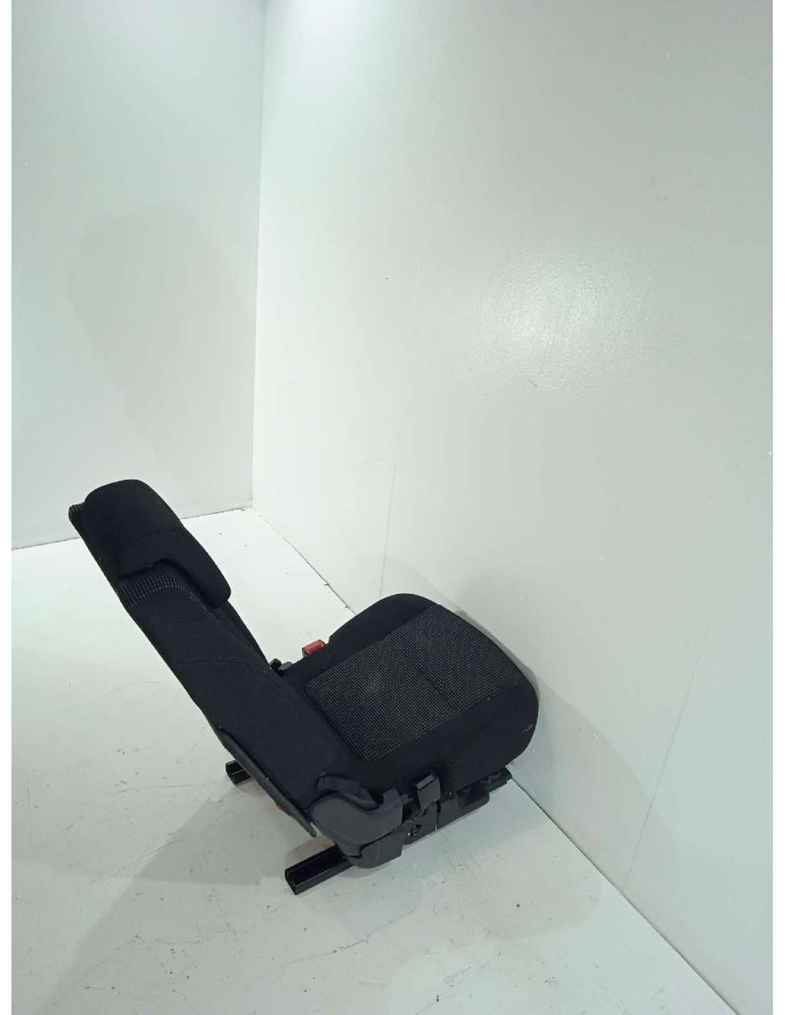 ASIENTO TRASERO MEDIO PEUGEOT 5008... ASIENTO TRASERO MEDIO PEUGEOT 5008...