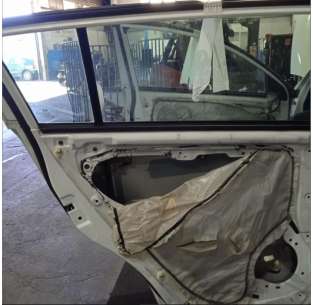 PUERTA TRASERA IZQUIERDA... 2