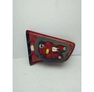 PILOTO TRASERO DERECHO... 2