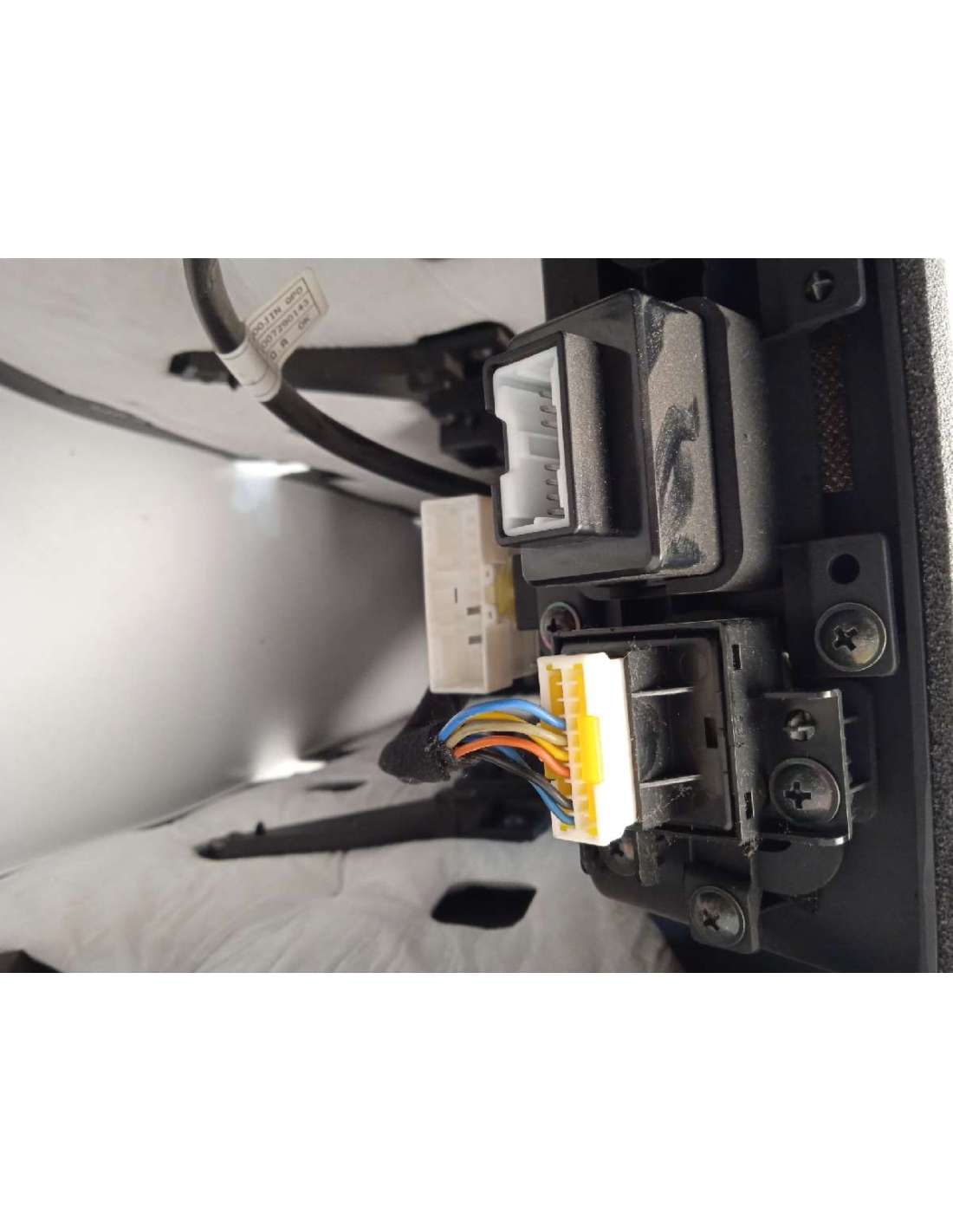 APOYABRAZOS CENTRAL KIA SPORTAGE (SL)... APOYABRAZOS CENTRAL KIA SPORTAGE (SL)...