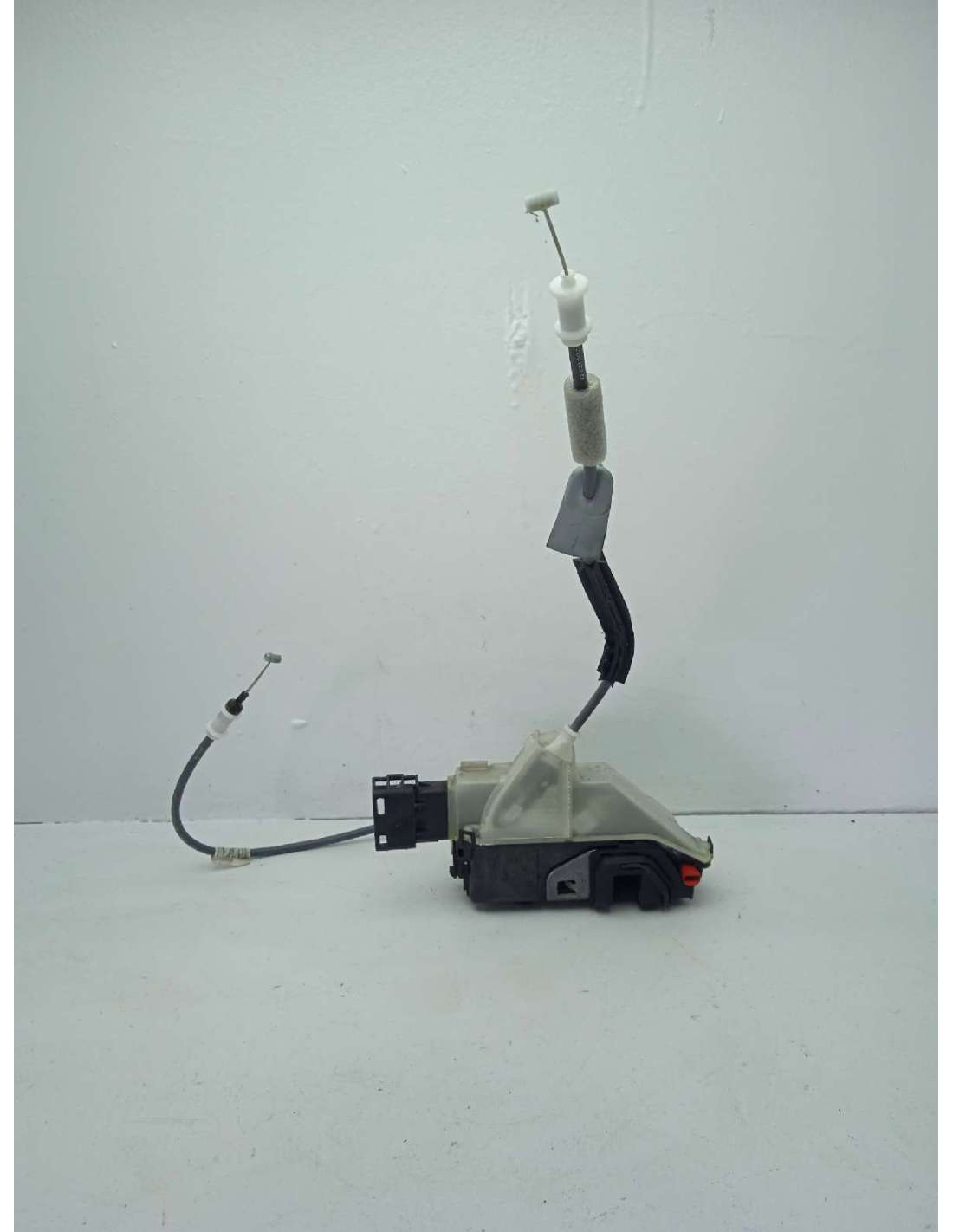 CERRADURA PUERTA TRASERA DERECHA -... CERRADURA PUERTA TRASERA DERECHA -...