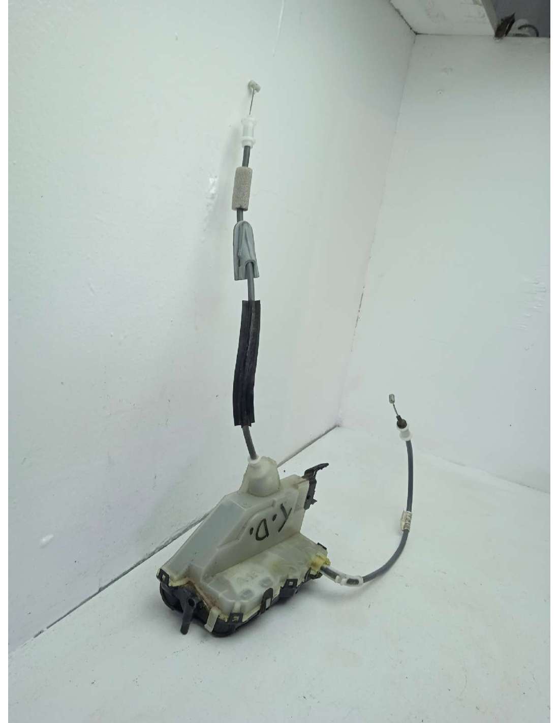 CERRADURA PUERTA TRASERA DERECHA -... CERRADURA PUERTA TRASERA DERECHA -...