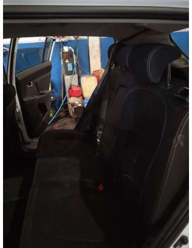 ASIENTOS TRASEROS KIA SPORTAGE (SL)... ASIENTOS TRASEROS KIA SPORTAGE (SL)...
