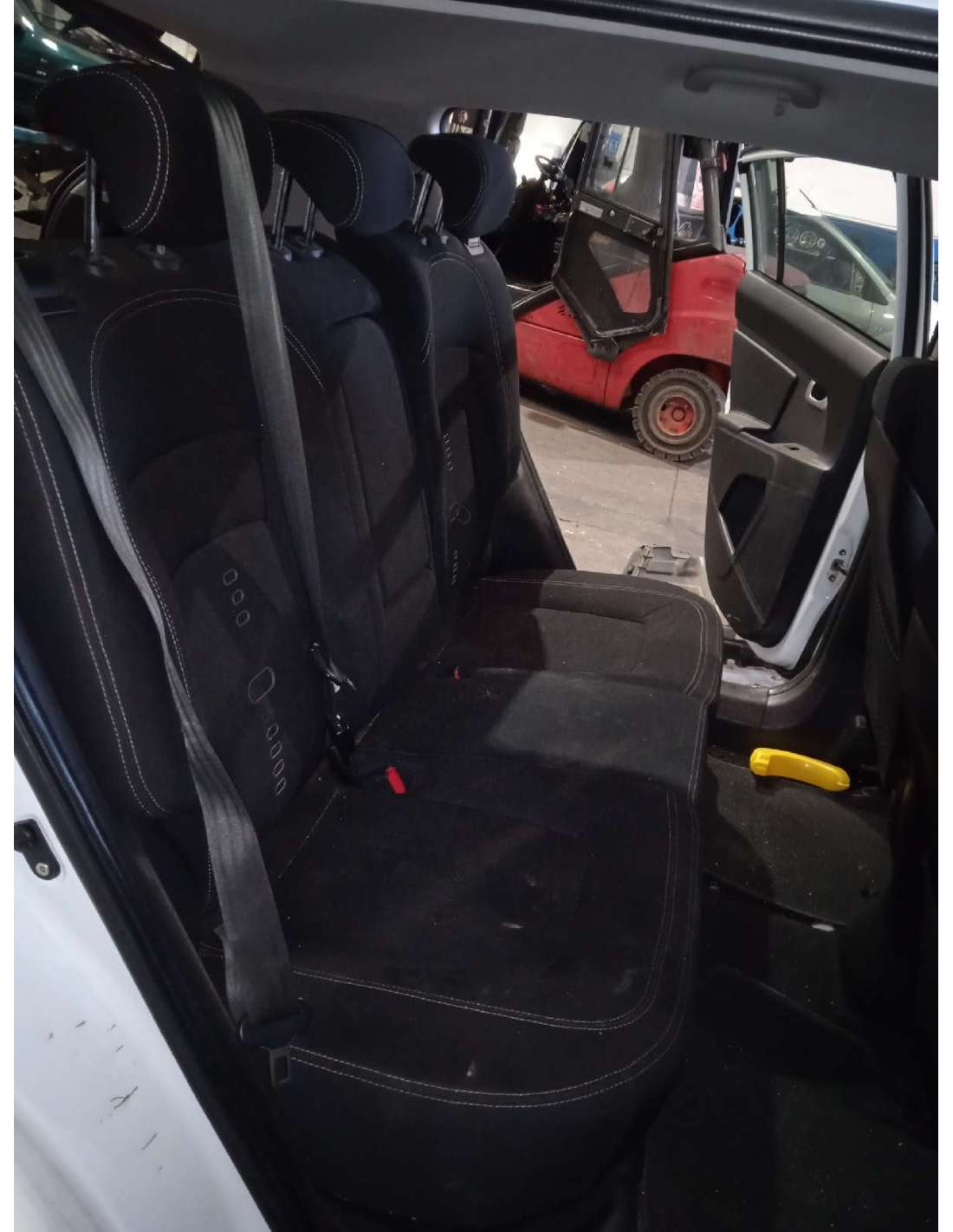 ASIENTOS TRASEROS KIA SPORTAGE (SL)... ASIENTOS TRASEROS KIA SPORTAGE (SL)...