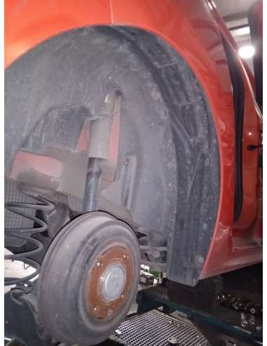PASO RUEDA TRASERO DERECHO OPEL CORSA...
