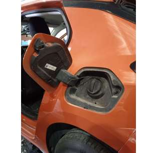 TAPA EXTERIOR COMBUSTIBLE... 2