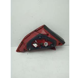 PILOTO TRASERO DERECHO... 2