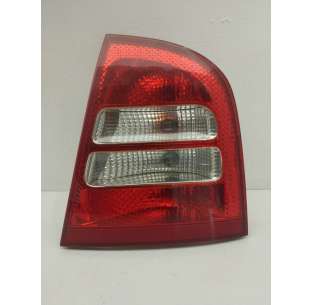 PILOTO TRASERO DERECHO...