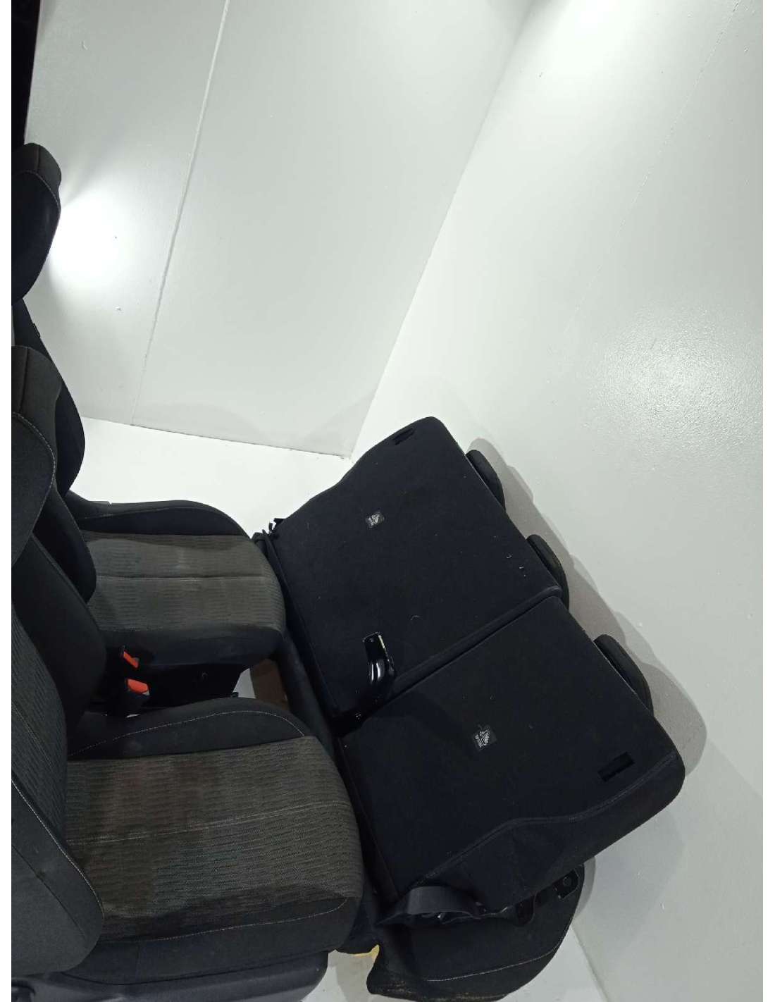 JUEGO ASIENTOS COMPLETO OPEL CORSA F... JUEGO ASIENTOS COMPLETO OPEL CORSA F...