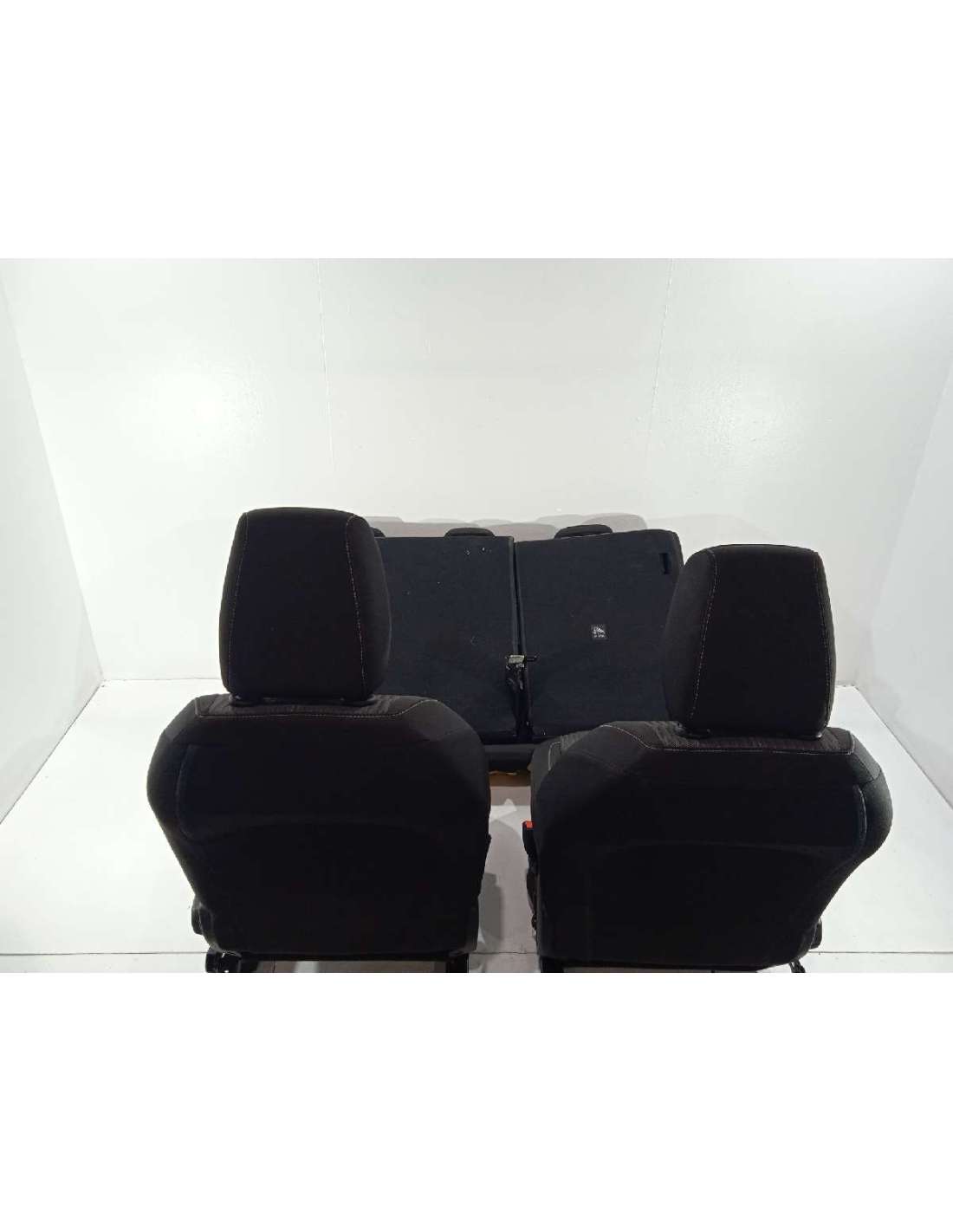 JUEGO ASIENTOS COMPLETO OPEL CORSA F... JUEGO ASIENTOS COMPLETO OPEL CORSA F...