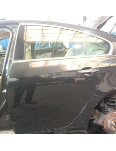 Recambio de puerta trasera izquierda para opel insignia berlina cosmo referencia OEM IAM 124264 COLOR NEGRO 