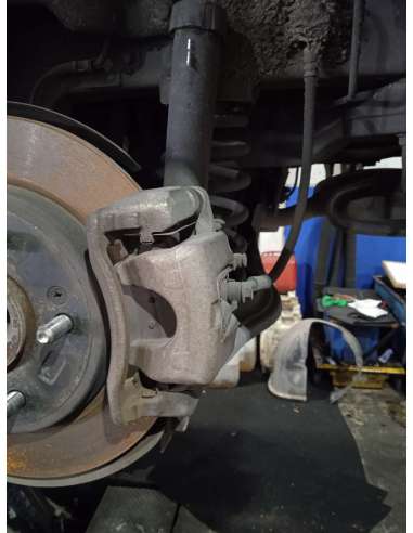 PINZA DE FRENO TRASERA IZQUIERDA -...