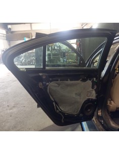 Recambio de puerta trasera izquierda para opel insignia berlina cosmo referencia OEM IAM 124264 COLOR NEGRO  2