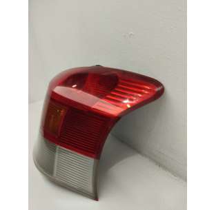 PILOTO TRASERO DERECHO... 2