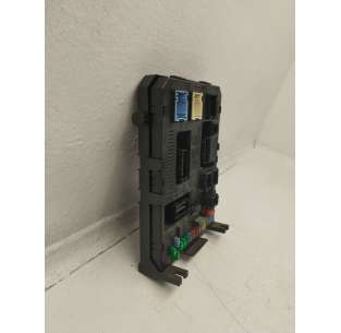 CAJA RELES / FUSIBLES... 2