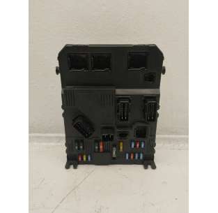 CAJA RELES / FUSIBLES...