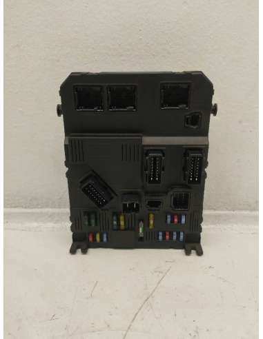 CAJA RELES / FUSIBLES - 828390 /...