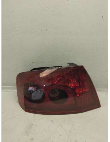 PILOTO TRASERO IZQUIERDO PEUGEOT 407...