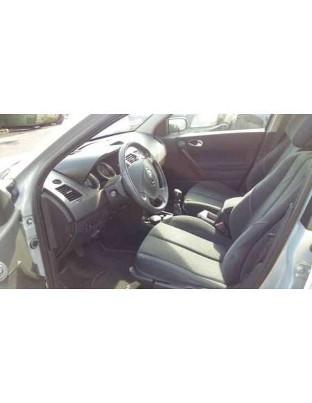 renault megane ii berlina 5p del año 2002