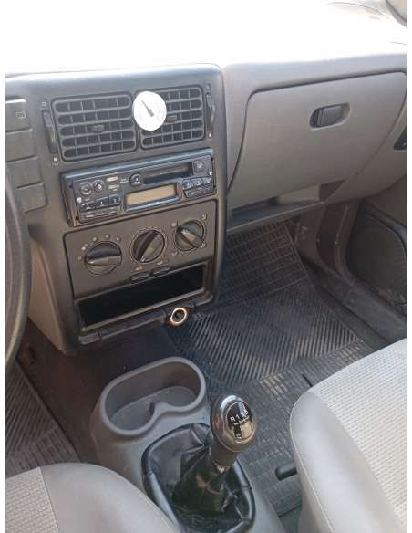 seat inca (6k9) del año 2001