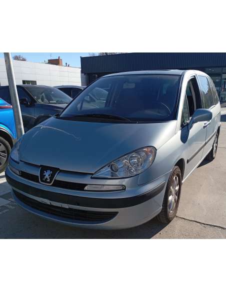 peugeot 807 del año 2003