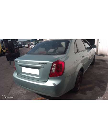 daewoo nubira berlina del año 2003