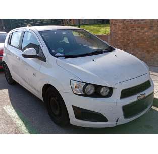 chevrolet aveo berlina hatchback del año 2012