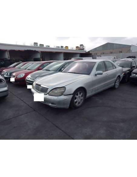 mercedes-benz clase s (w220) berlina del año 2001