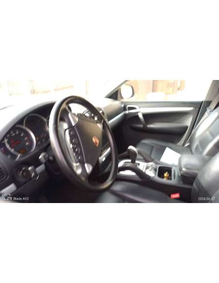porsche cayenne (typ 9pa) del año 2004