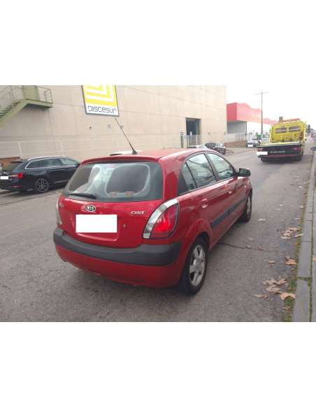 kia rio del año 2006