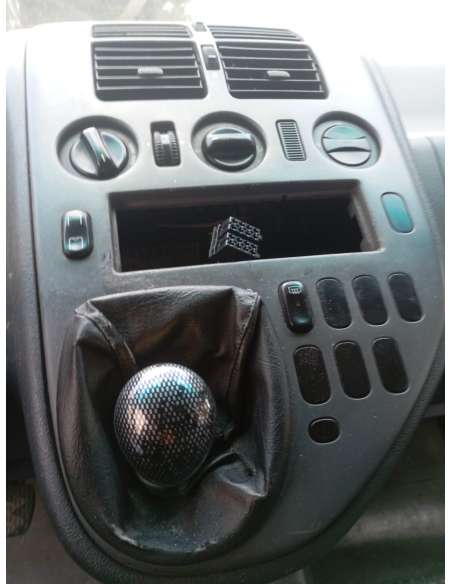 mercedes-benz vito (w638) combi del año 2002